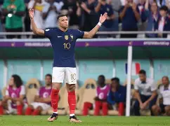 法国队完胜波黑，轻松赢得欧预赛小组第一！ 