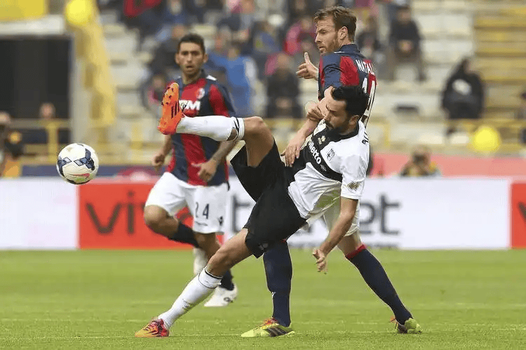 博洛尼亚主场不敌桑普多利亚，遭遇连败(博洛尼亚主帅)